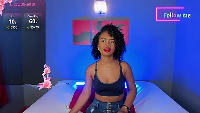 EmmaSmith06 online show from 13, 12, 2024