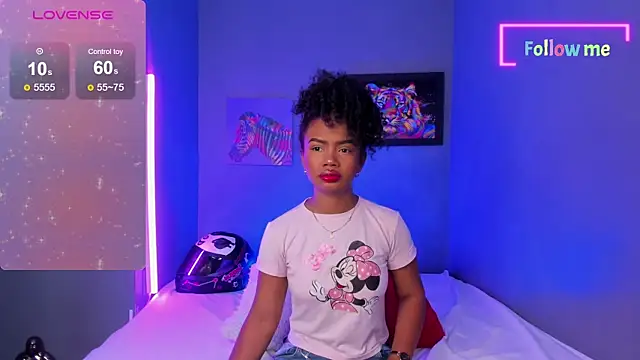 EmmaSmith06 online show from 15, 12, 2024