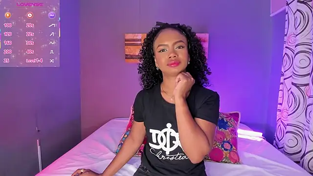 EmmaSmith06 online show from 18, 9, 2025