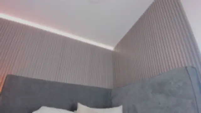 emelie 89 online show from 2, 2, 2026