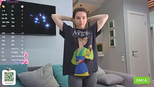 Snapshot of DonnaBurkee chatting on 19, 11, 2025 DonnaBurkee online show from 19, 11, 2025