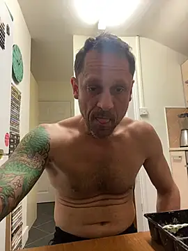 Snapshot of Yourhotboy_42 chatting on 4, 3, 2025 Yourhotboy 42 online show from 4, 3, 2025
