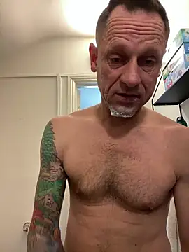 Snapshot of Yourhotboy_42 chatting on 3, 5, 2026 Yourhotboy 42 online show from 3, 5, 2026