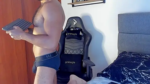 Snapshot of ethaanjones chatting on 15, 3, 2026 ethaanjones online show from 15, 3, 2026