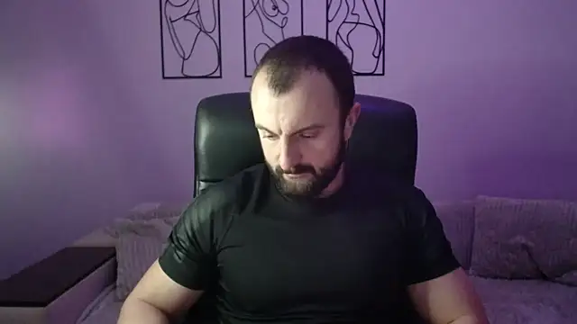 brindlefly6969 online show from 25, 11, 2025