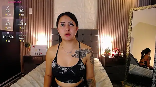 Snapshot of isabella_smith_ chatting on 10, 12, 2024 isabella smith  online show from 10, 12, 2024