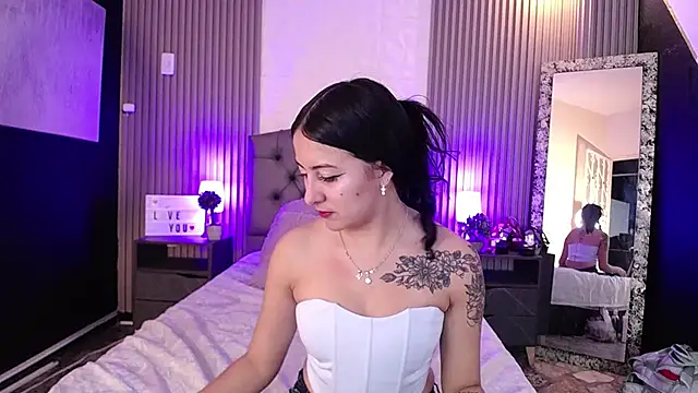 Snapshot of isabella_smith_ chatting on 26, 12, 2024 isabella smith  online show from 26, 12, 2024