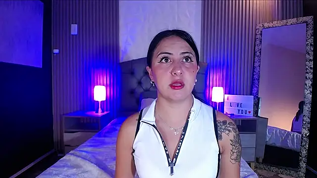 Snapshot of isabella_smith_ chatting on 9, 1, 2025 isabella smith  online show from 9, 1, 2025