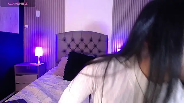 Snapshot of isabella_smith_ chatting on 22, 2, 2025 isabella smith  online show from 22, 2, 2025