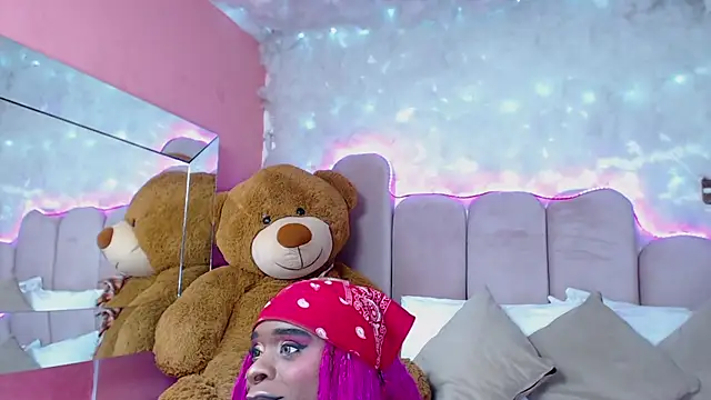 Snapshot of puca_ebony chatting on 12, 3, 2025 puca ebony online show from 12, 3, 2025