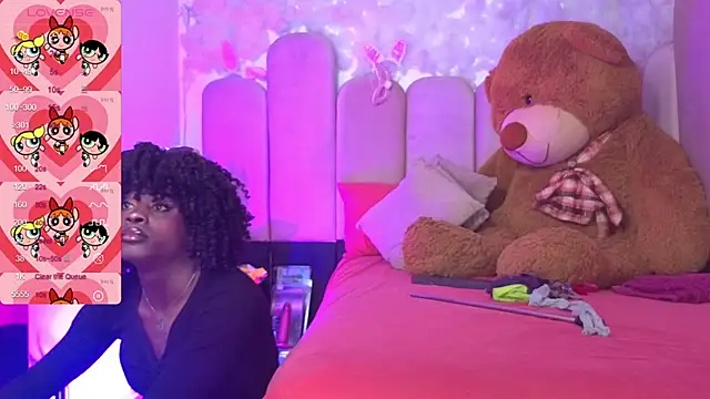 Snapshot of puca_ebony chatting on 7, 10, 2025 puca ebony online show from 7, 10, 2025