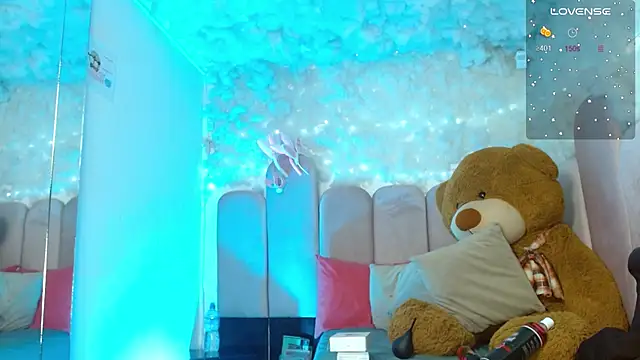 Snapshot of puca_ebony chatting on 20, 11, 2025 puca ebony online show from 20, 11, 2025