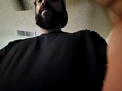 Snapshot of Forbidden_daddy chatting on 17, 12, 2024 Forbidden daddy online show from 17, 12, 2024