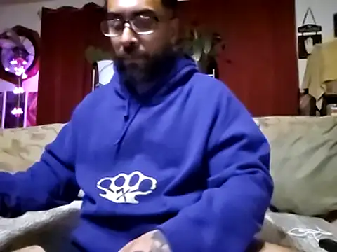 Snapshot of Forbidden_daddy chatting on 18, 2, 2025 Forbidden daddy online show from 18, 2, 2025