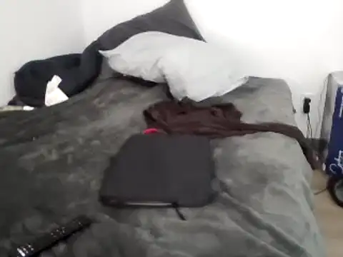 Iliketocooksquirt25 online show from 18, 2, 2025