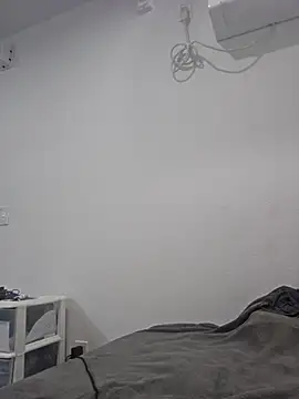 Iliketocooksquirt25 online show from 21, 9, 2025