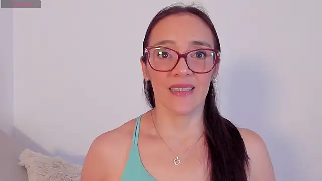 Jessica Herrera  online show from 30, 4, 2026