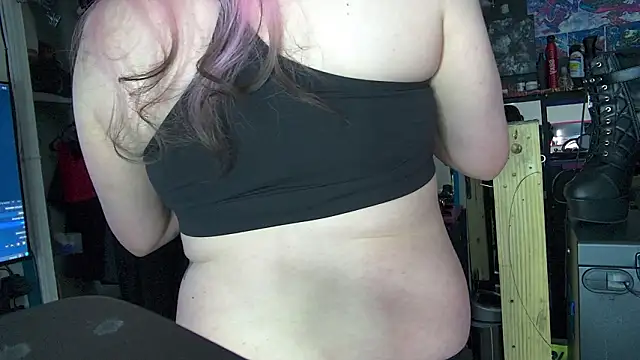 famousALYX online show from 28, 2, 2026