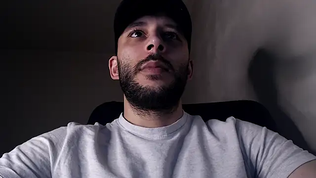 Snapshot of henryaxe chatting on 16, 11, 2025 henryaxe online show from 16, 11, 2025