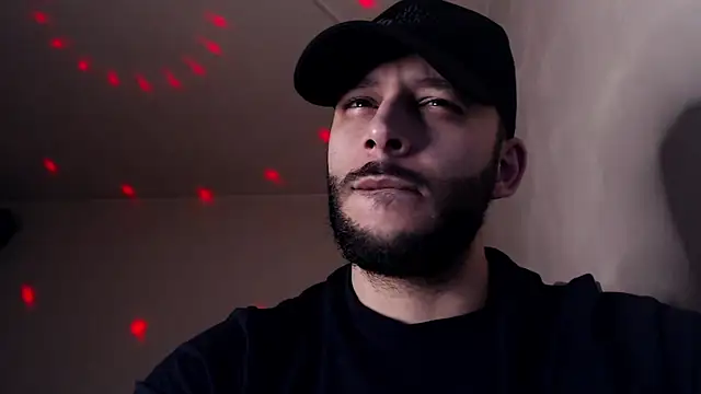 Snapshot of henryaxe chatting on 25, 11, 2025 henryaxe online show from 25, 11, 2025