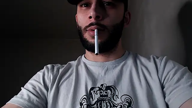 Snapshot of henryaxe chatting on 27, 11, 2025 henryaxe online show from 27, 11, 2025