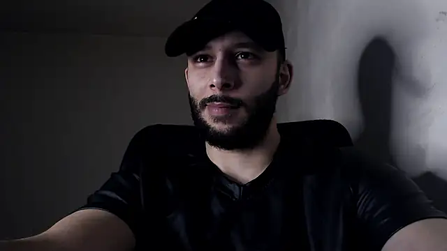 Snapshot of henryaxe chatting on 29, 11, 2025 henryaxe online show from 29, 11, 2025