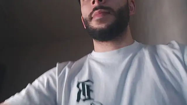 Snapshot of henryaxe chatting on 2, 3, 2026 henryaxe online show from 2, 3, 2026