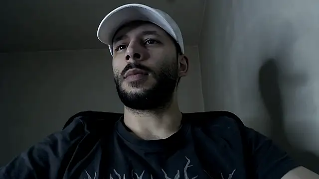 Snapshot of henryaxe chatting on 22, 4, 2026 henryaxe online show from 22, 4, 2026