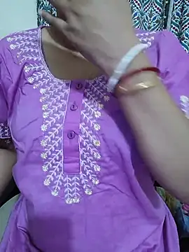 Snapshot of Priya_Boudi chatting on 23, 7, 2026 Priya Boudi online show from 23, 7, 2026