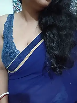 Snapshot of Priya_Boudi chatting on 5, 8, 2026 Priya Boudi online show from 5, 8, 2026