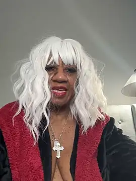 BreanaDivine online show from 2, 3, 2025