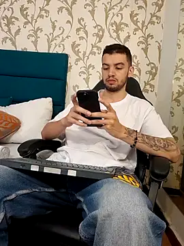 Michael magno online show from 8, 2, 2026