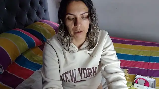 Chantal hott online show from 9, 7, 2026