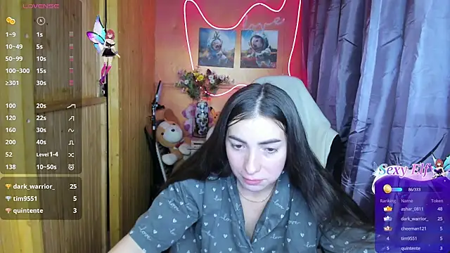 Fiery Brunette  online show from 24, 12, 2024