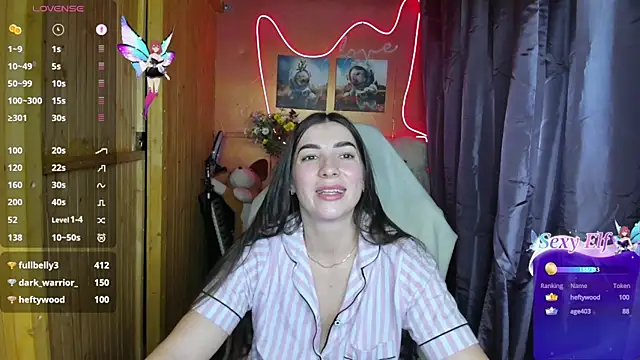 Fiery Brunette  online show from 3, 1, 2025