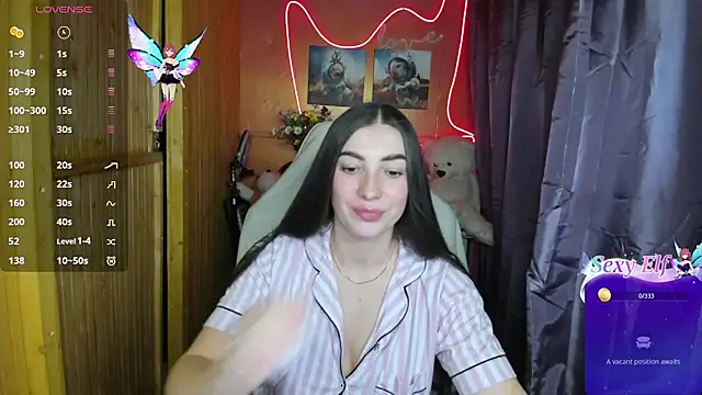 Fiery Brunette  online show from 7, 1, 2025