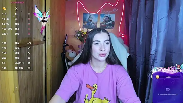 Fiery Brunette  online show from 11, 1, 2025