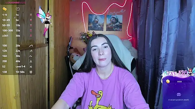 Fiery Brunette  online show from 24, 1, 2025