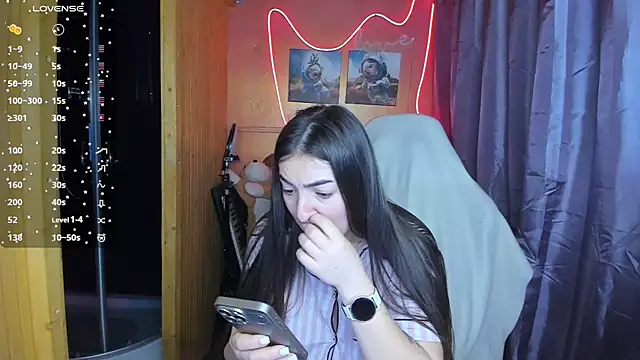 Fiery Brunette  online show from 27, 2, 2025