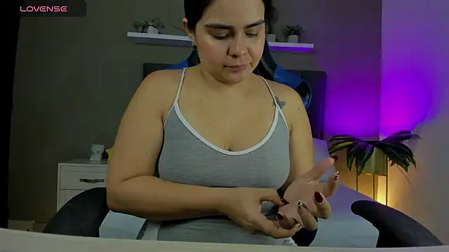ayla13  online show from 4, 7, 2026