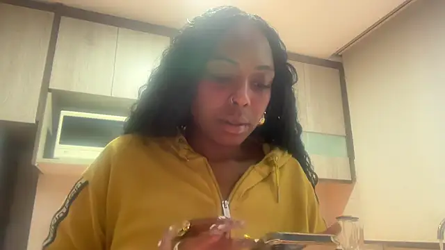 ChocolateCakeQueen online show from 27, 2, 2026
