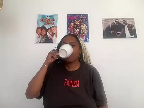 ChocolateCakeQueen online show from 28, 7, 2026