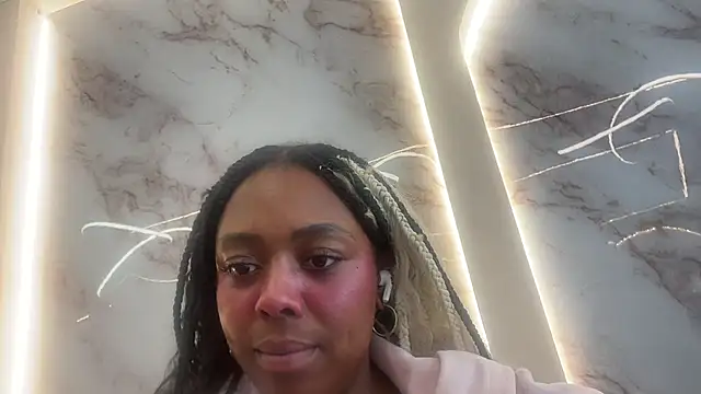 ChocolateCakeQueen online show from 28, 7, 2026