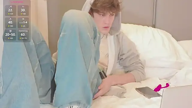 twinkyjd  online show from 4, 5, 2026