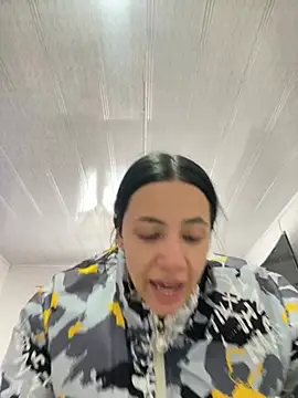 Snapshot of hannahb-e chatting on 18, 2, 2026 hannahb-e online show from 18, 2, 2026