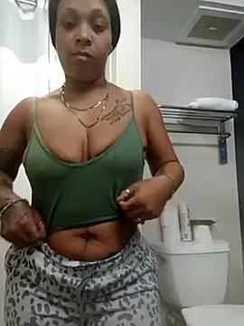 Snapshot of mariah2299 chatting on 28, 2, 2025 mariah2299 online show from 28, 2, 2025