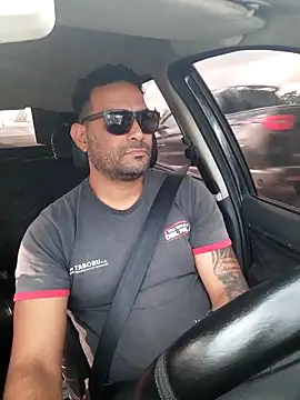 hecwil8 online show from 6, 11, 2025