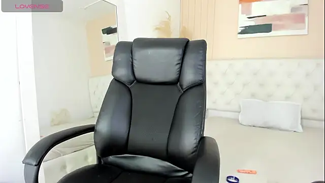 shenielxx online show from 25, 9, 2025