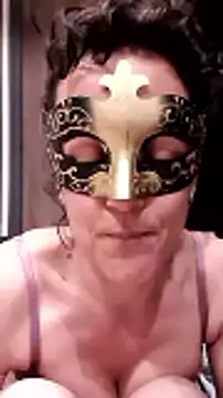 Snapshot of Masquegirlmysterious chatting on 21, 2, 2026 Masquegirlmysterious online show from 21, 2, 2026