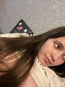 Angel  lika online show from 4, 1, 2025